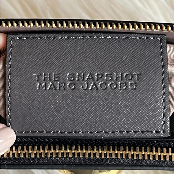 Marc Jacobs The Snapshot - Picture 12 of 16
